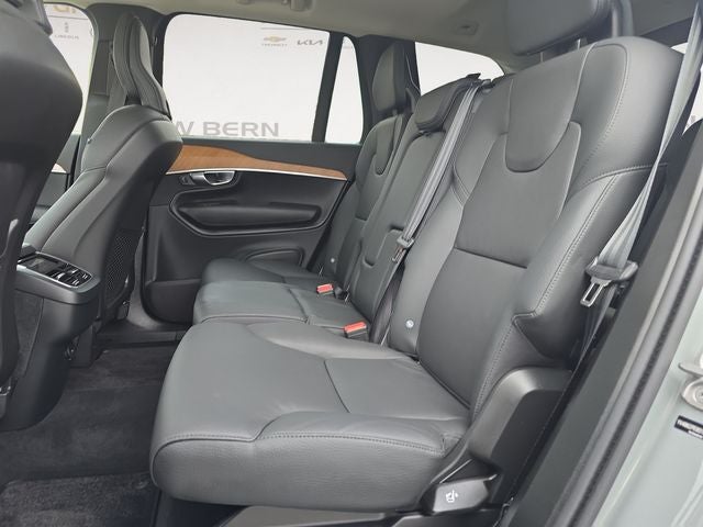 2025 Volvo XC90 B6 Plus 7-Seater