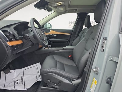 2025 Volvo XC90 B6 Plus 7-Seater