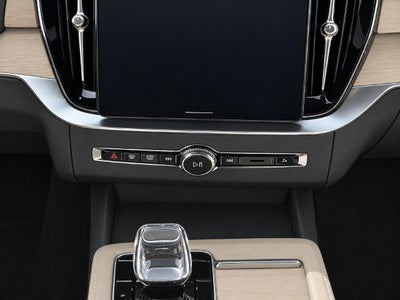 2027 Volvo XC90 B6 Ultra