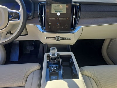 2026 Volvo XC90 B6 Ultra