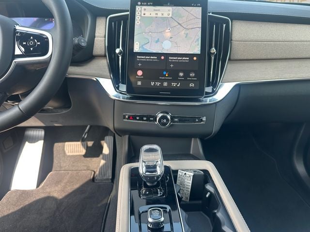 2025 Volvo XC90 Plug-In Hybrid T8 Core 7 Passenger 2025.5