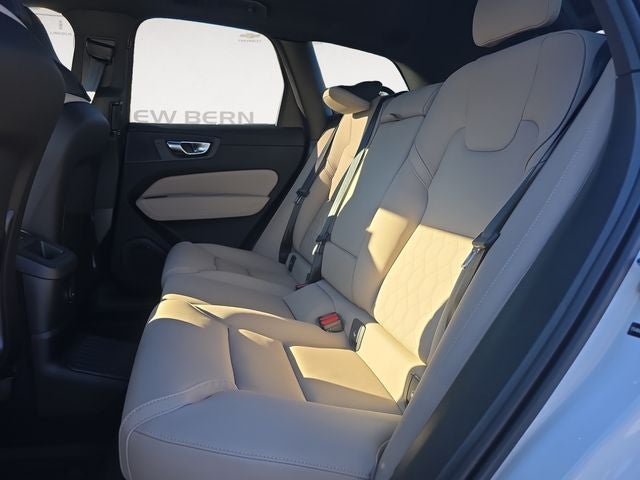 2026 Volvo XC60 Plug-In Hybrid T8 Plus