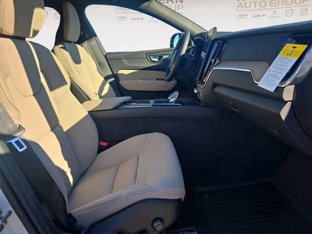 2026 Volvo XC60 Plug-In Hybrid T8 Plus