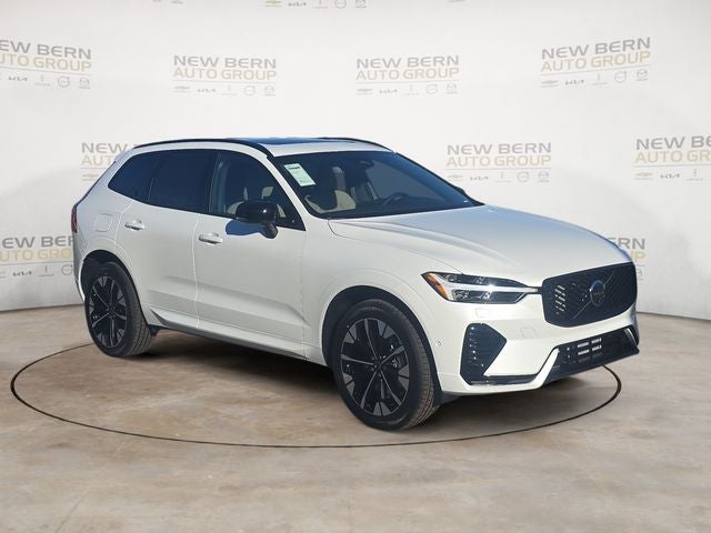 2026 Volvo XC60 Plug-In Hybrid T8 Plus