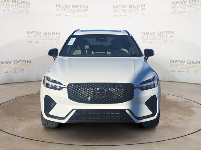 2026 Volvo XC60 Plug-In Hybrid T8 Plus