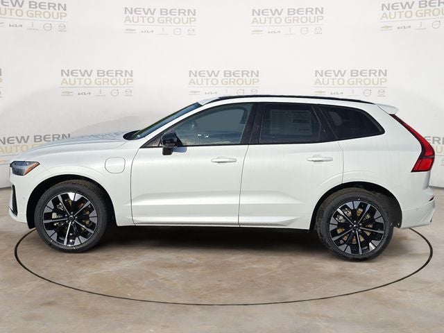 2026 Volvo XC60 Plug-In Hybrid T8 Plus