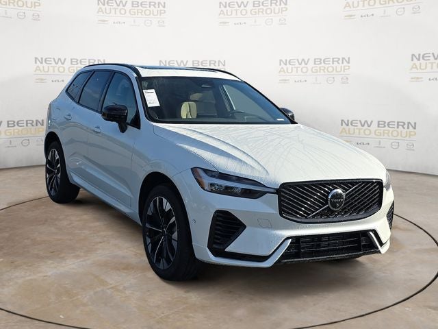 2026 Volvo XC60 Plug-In Hybrid T8 Plus