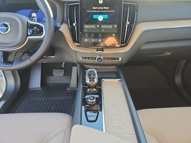 2026 Volvo XC60 Plug-In Hybrid T8 Plus