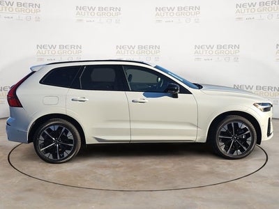 2026 Volvo XC60 Plug-In Hybrid T8 Plus