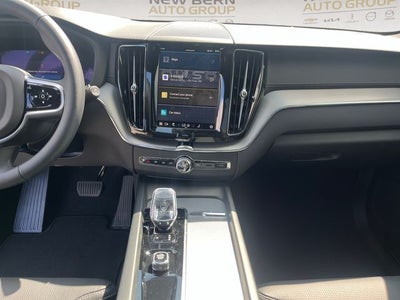 2025 Volvo XC60 Plug-In Hybrid T8 Ultra Black Edition