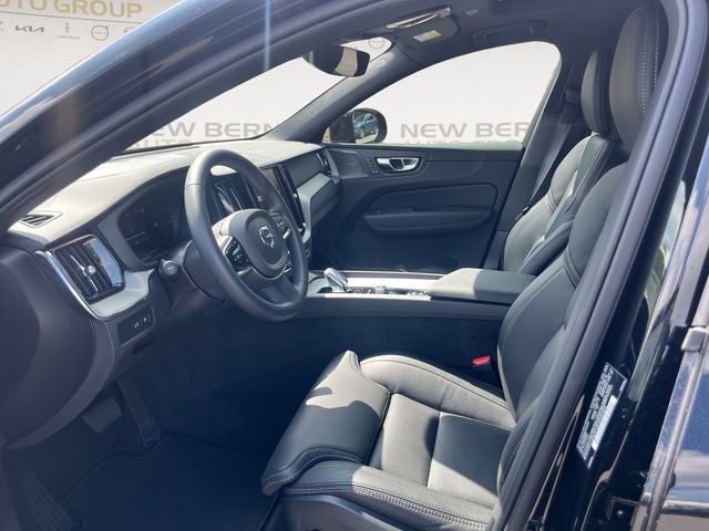 2025 Volvo XC60 Plug-In Hybrid T8 Ultra Black Edition
