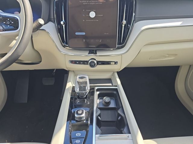 2026 Volvo XC60 Plug-In Hybrid T8 Ultra