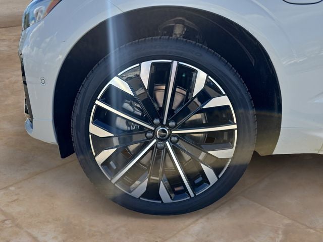 2026 Volvo XC60 Plug-In Hybrid T8 Ultra