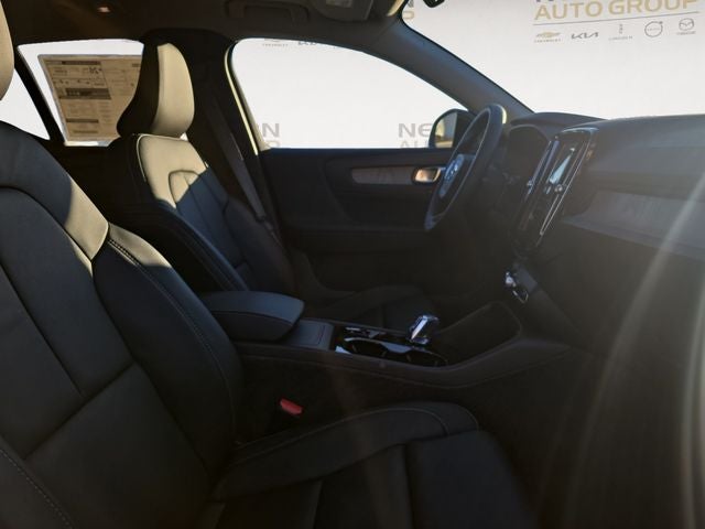 2026 Volvo XC40 B5 Plus