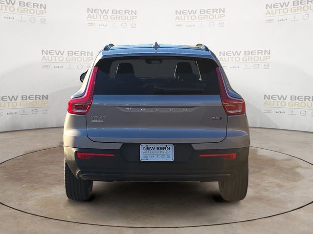 2026 Volvo XC40 B5 Plus