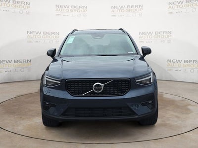 2026 Volvo XC40 B5 Plus