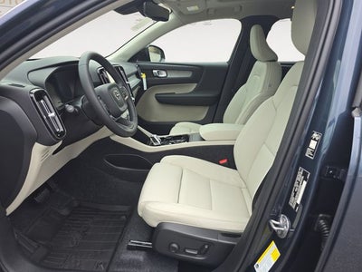 2026 Volvo XC40 B5 Plus