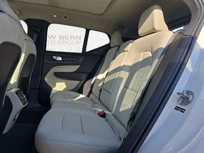 2026 Volvo XC40 B5 Plus