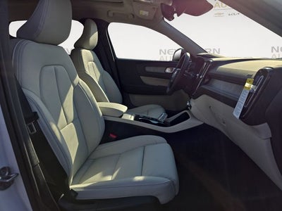 2026 Volvo XC40 B5 Plus