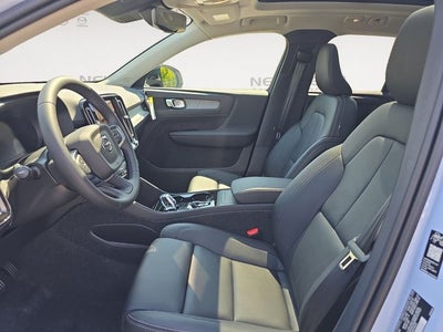 2026 Volvo XC40 B5 Plus