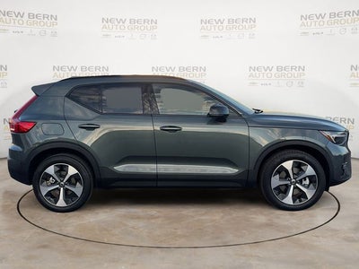 2026 Volvo XC40 B5 Plus