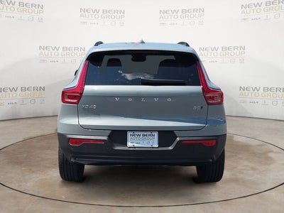 2026 Volvo XC40 B5 Plus
