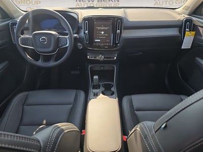 2026 Volvo XC40 B5 Core