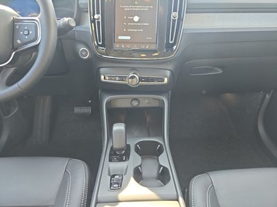 2026 Volvo XC40 B5 Core