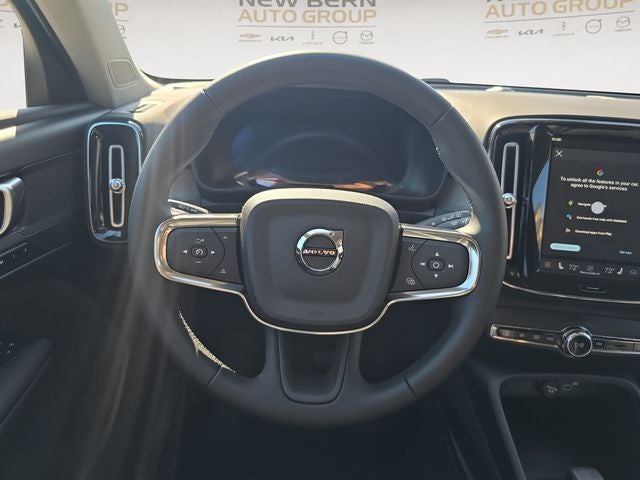 2026 Volvo XC40 B5 Core