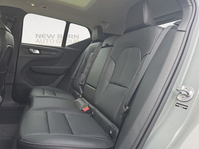 2026 Volvo XC40 B5 Core