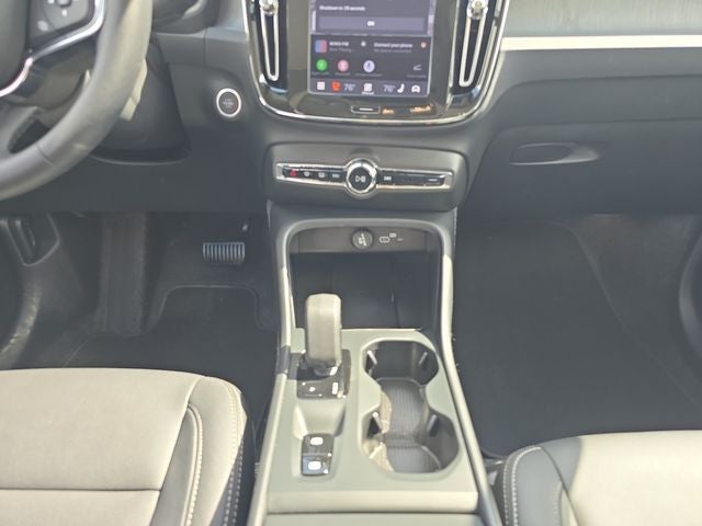 2026 Volvo XC40 B5 Core