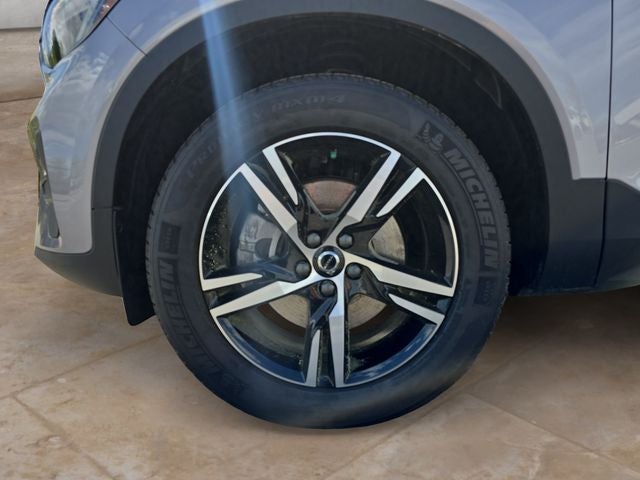 2026 Volvo XC40 B5 Core