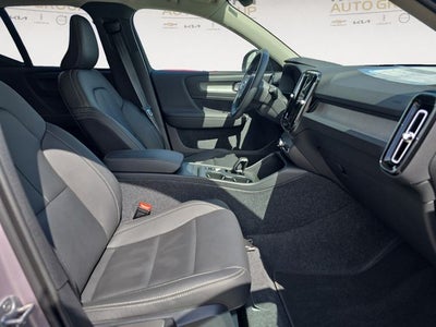 2026 Volvo XC40 B5 Core