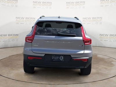 2026 Volvo XC40 B5 Core