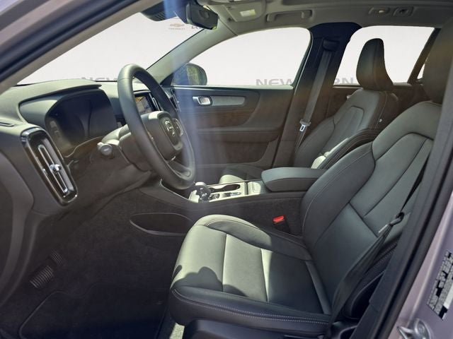 2026 Volvo XC40 B5 Core