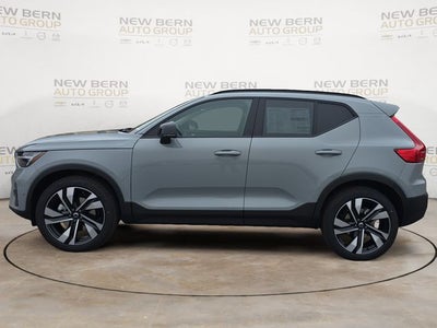 2026 Volvo XC40 B5 Ultra