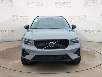 2026 Volvo XC40 B5 Ultra