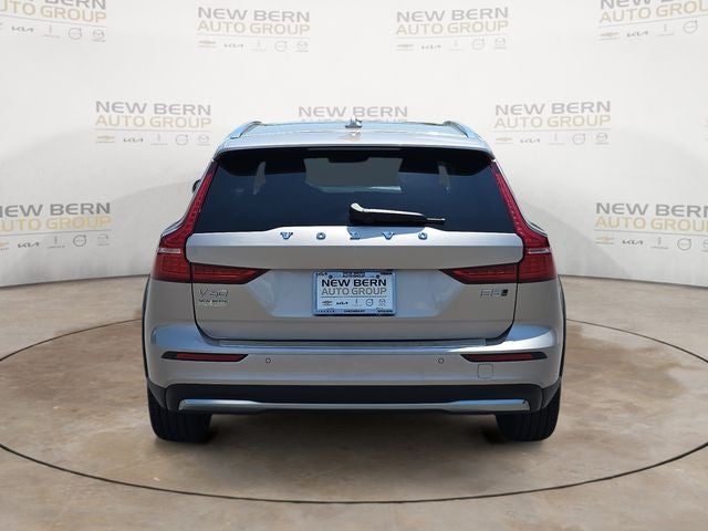 2026 Volvo V60 Cross Country B5 Plus