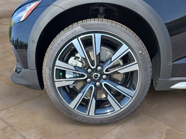 2026 Volvo V60 Cross Country B5 Ultra
