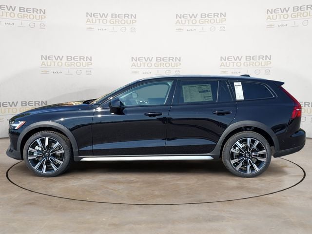 2026 Volvo V60 Cross Country B5 Ultra