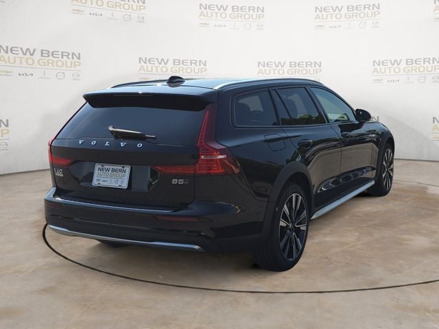 2026 Volvo V60 Cross Country B5 Ultra