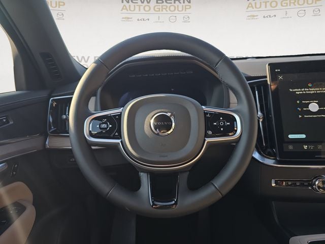 2026 Volvo XC90 B5 Plus