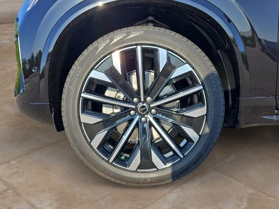 2026 Volvo XC90 B5 Plus