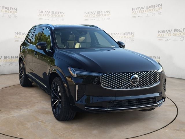 2026 Volvo XC90 B5 Plus