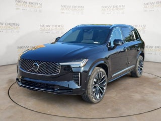 2026 Volvo XC90 B5 Plus