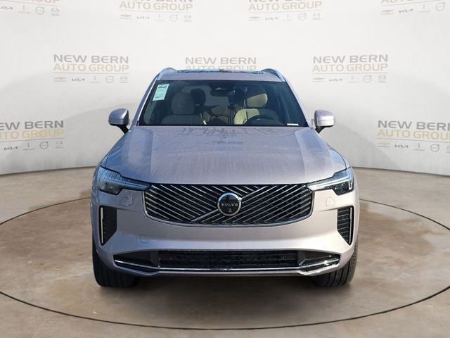2026 Volvo XC90 B5 Plus