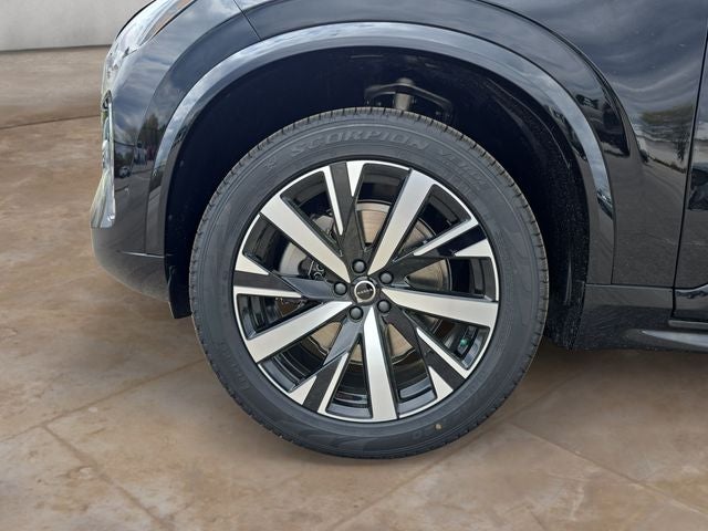 2026 Volvo XC90 B5 Core