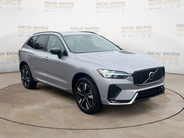 2026 Volvo XC60 B5 Core