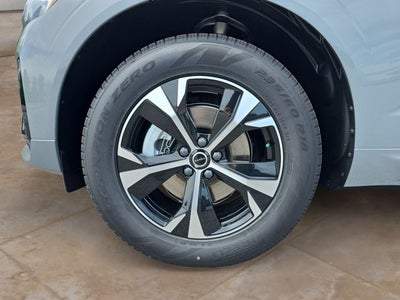 2026 Volvo XC60 B5 Core