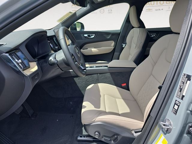 2026 Volvo XC60 B5 Core